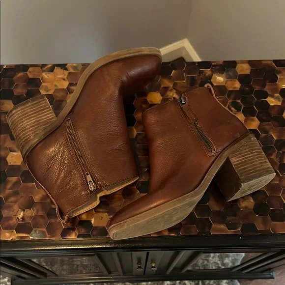 Crown Vintage Ankle Boots Brown Leather with Stacked Heel and Side Zipper 7M - Picture 6 of 7